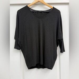 Laila Jayde Black Long Sleeve Top
